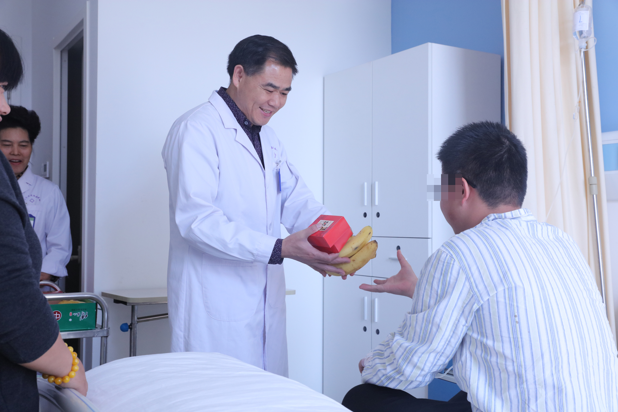 中秋佳节 医患情深，北京方舟医院慰问住院患者共贺中秋佳节！(图3)